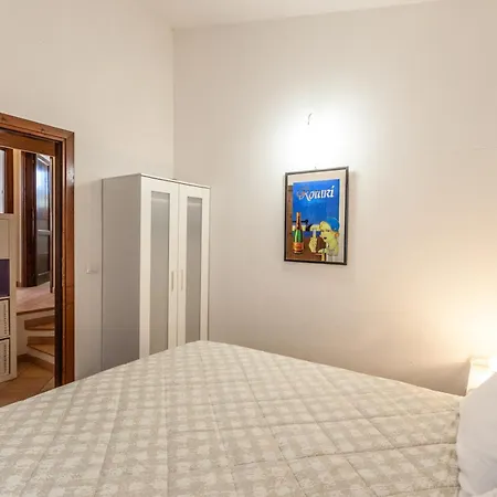 Sa Domo E Aurelia Apartment *
