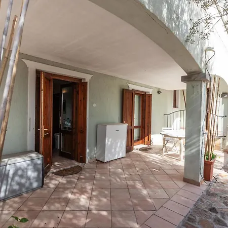 Sa Domo E Aurelia * San Teodoro (Sardinia)