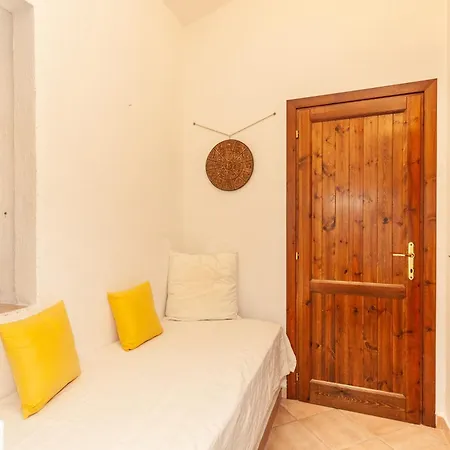 Apartment Sa Domo E Aurelia *