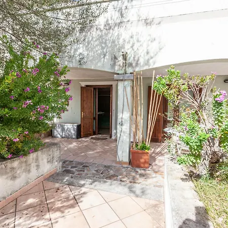 Sa Domo E Aurelia Apartment