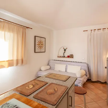 Sa Domo E Aurelia Daire San Teodoro (Sardinia)